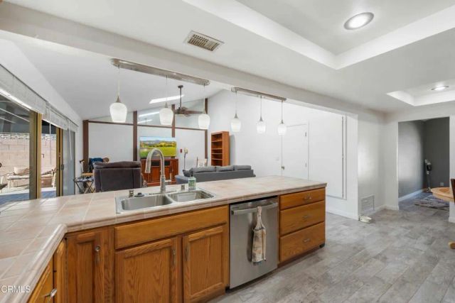 2717 Carlmont Place, Simi Valley, CA 93065
