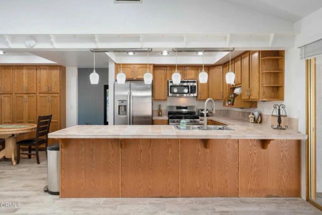 2717 Carlmont Place, Simi Valley, CA 93065