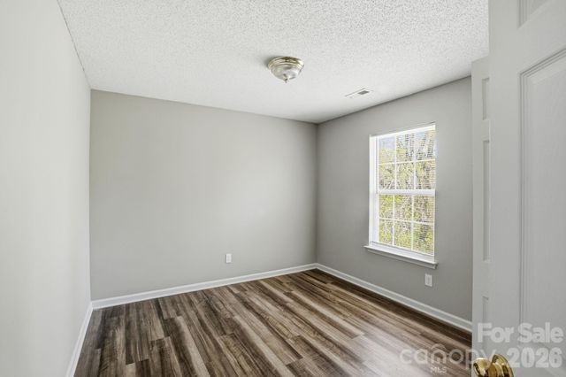 836 Almora Drive, Charlotte, NC 28216
