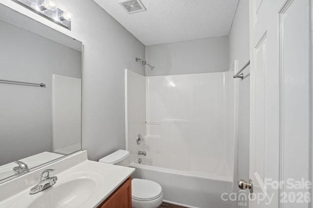 836 Almora Drive, Charlotte, NC 28216