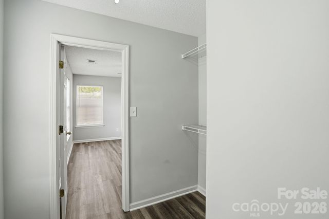 836 Almora Drive, Charlotte, NC 28216
