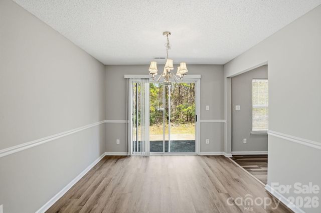 836 Almora Drive, Charlotte, NC 28216