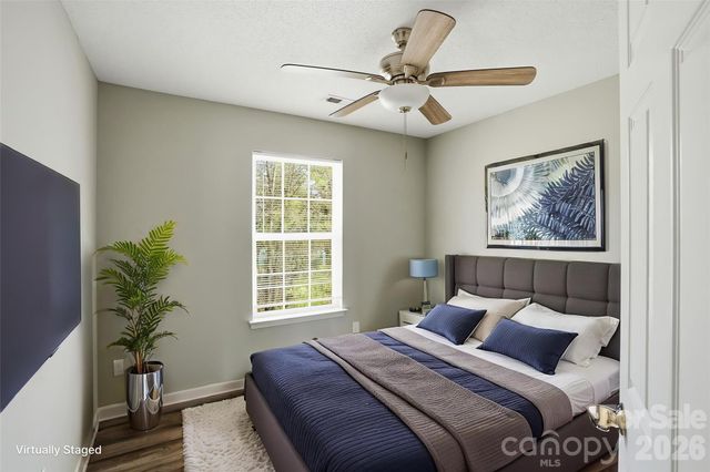 836 Almora Drive, Charlotte, NC 28216