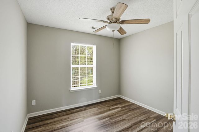 836 Almora Drive, Charlotte, NC 28216
