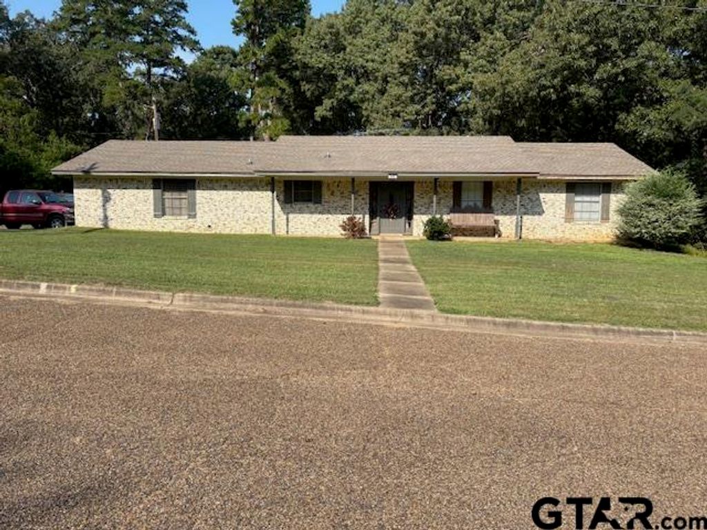 449 Ruth Street, Hawkins, TX 75765