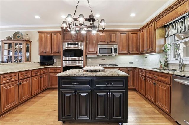 1692 Ridgeview Drive, Big Canoe, GA 30143