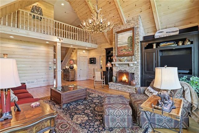 1692 Ridgeview Drive, Big Canoe, GA 30143