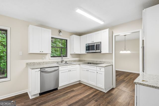 4927 Dillards Mill Way, Peachtree Corners, GA 30096