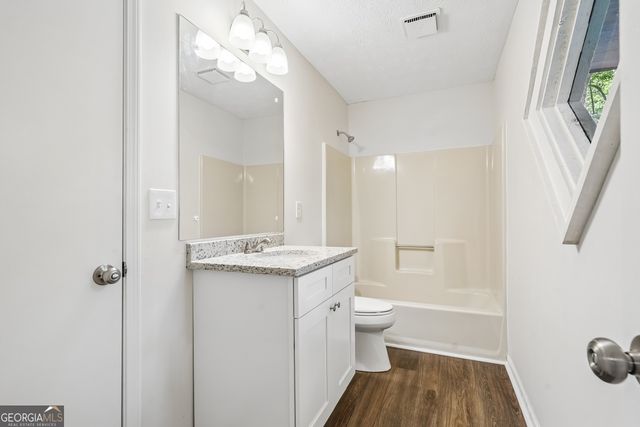 4927 Dillards Mill Way, Peachtree Corners, GA 30096