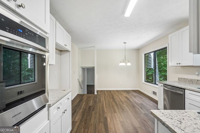 4927 Dillards Mill Way, Peachtree Corners, GA 30096