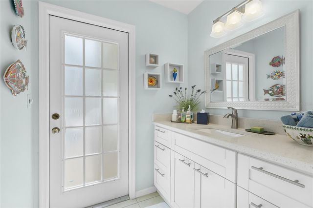 4616 VINTAGE DRIVE, Sarasota, FL 34243