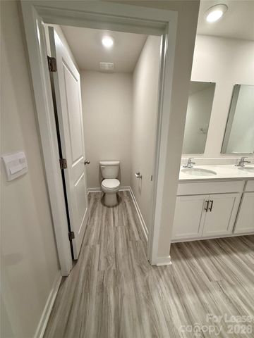 12027 Zazu Way, Charlotte, NC 28215