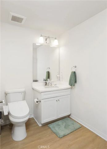 41 Kempton, Irvine, CA 92620