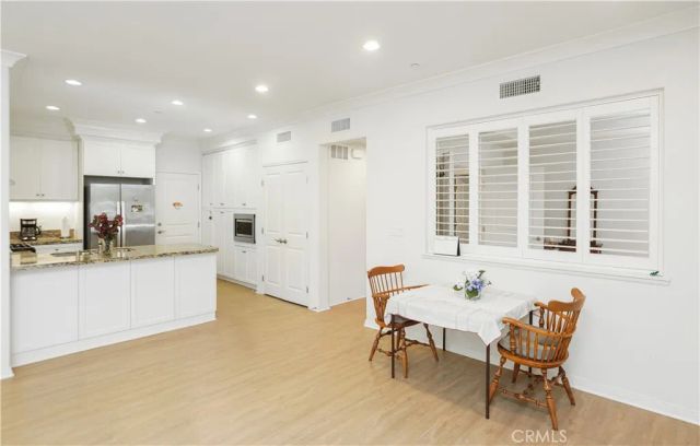 41 Kempton, Irvine, CA 92620