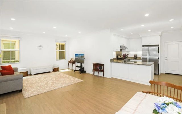 41 Kempton, Irvine, CA 92620