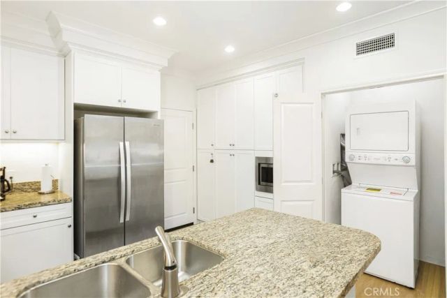 41 Kempton, Irvine, CA 92620