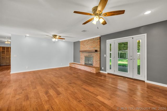 2332 S Nogales Avenue, Tulsa, OK 74107