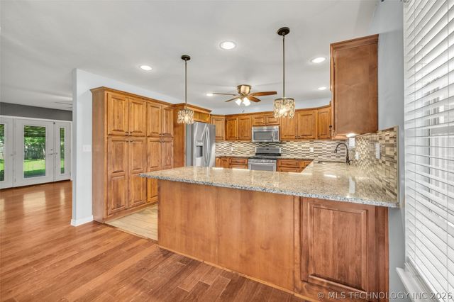 2332 S Nogales Avenue, Tulsa, OK 74107