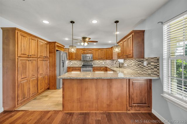 2332 S Nogales Avenue, Tulsa, OK 74107