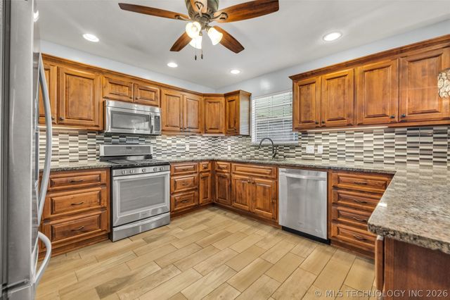 2332 S Nogales Avenue, Tulsa, OK 74107