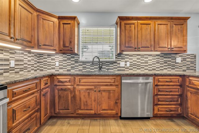 2332 S Nogales Avenue, Tulsa, OK 74107