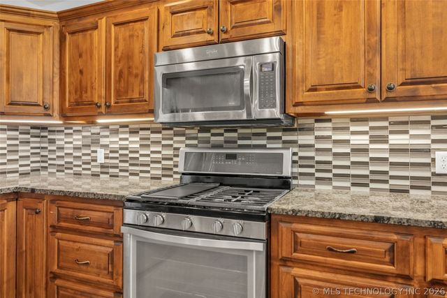 2332 S Nogales Avenue, Tulsa, OK 74107