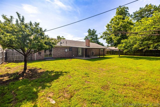 2332 S Nogales Avenue, Tulsa, OK 74107