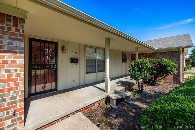 2332 S Nogales Avenue, Tulsa, OK 74107