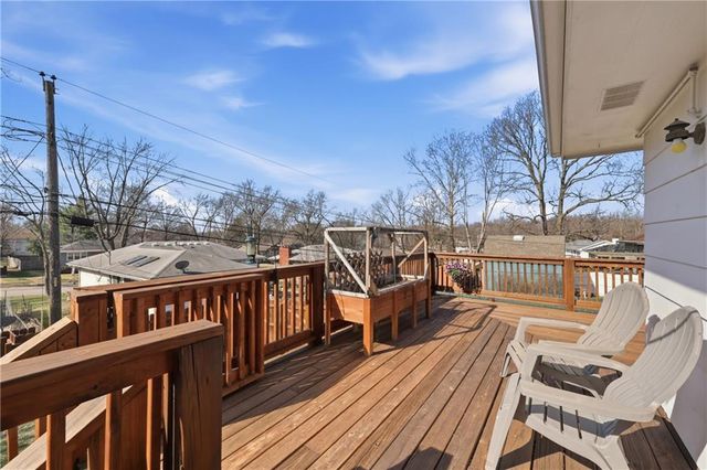 6915 NW 79th Terrace, Kansas City, MO 64152