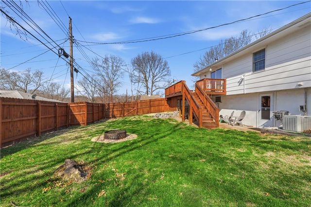 6915 NW 79th Terrace, Kansas City, MO 64152