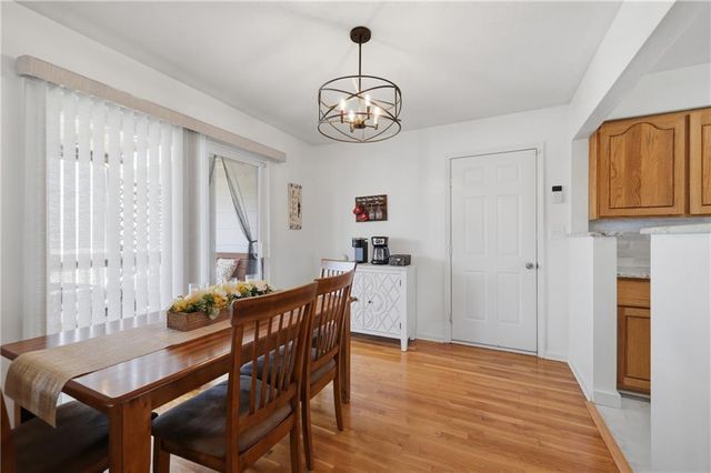 6915 NW 79th Terrace, Kansas City, MO 64152