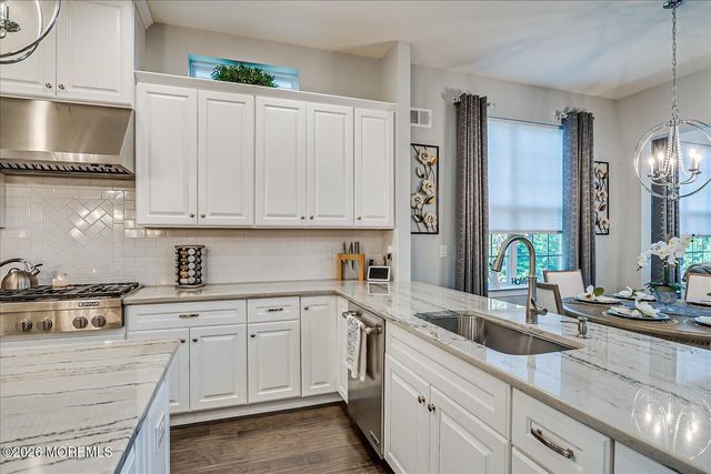 9 Militia Hill Road, Freehold, NJ 07728