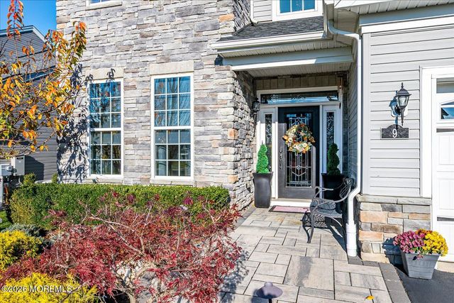 9 Militia Hill Road, Freehold, NJ 07728