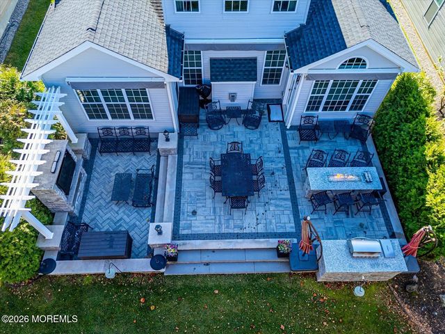 9 Militia Hill Road, Freehold, NJ 07728