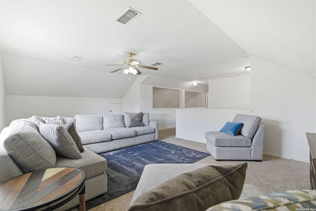 67 CROSS CYN, San Antonio, TX 78247