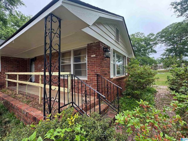 602 OAK STREET, Talladega, AL 35160