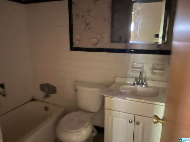 602 OAK STREET, Talladega, AL 35160