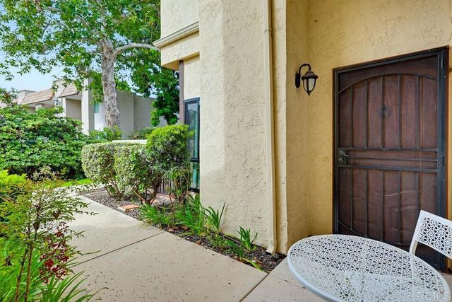 5715 Baltimore Drive 23, La Mesa, CA 91942