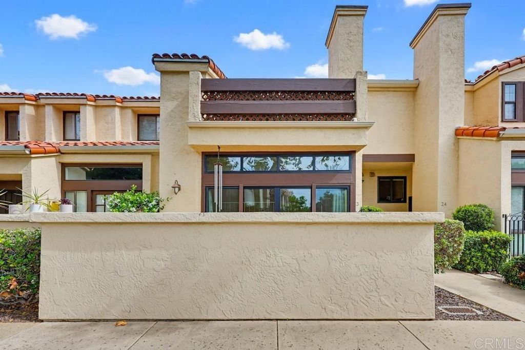 5715 Baltimore Drive 23, La Mesa, CA 91942