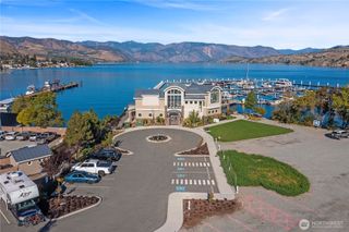 1350 #B8 W Woodin Avenue #B8, Chelan, WA 98816