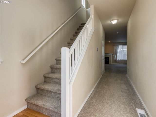 759 Se CAMELLIA Ct, Hillsboro, OR 97123