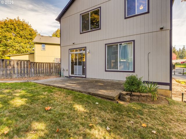 759 Se CAMELLIA Ct, Hillsboro, OR 97123