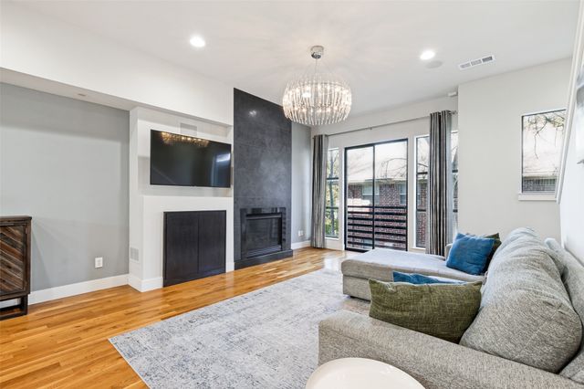 4618 Cedar Springs Road B, Dallas, TX 75219