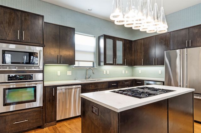 4618 Cedar Springs Road B, Dallas, TX 75219