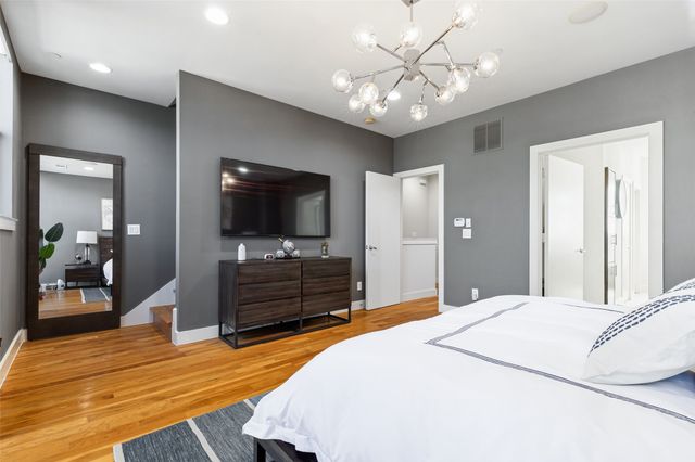 4618 Cedar Springs Road B, Dallas, TX 75219