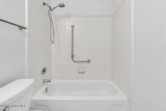 519A Cheshire Court A, Manchester, NJ 08759