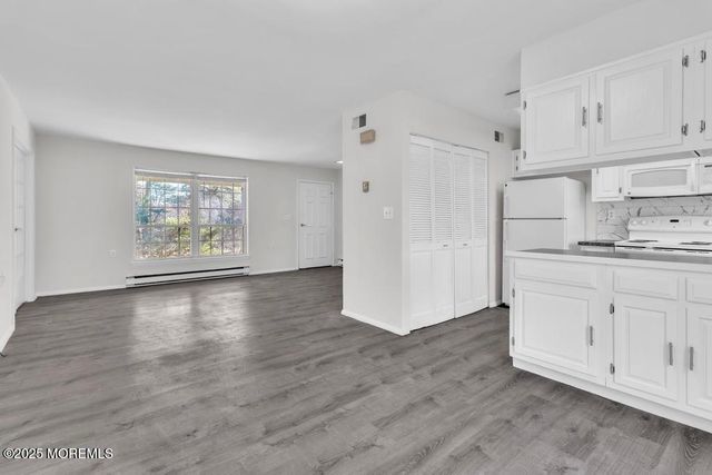 519A Cheshire Court A, Manchester, NJ 08759