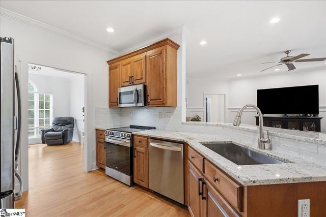 1019 Bannister Road, Starr, SC 29684