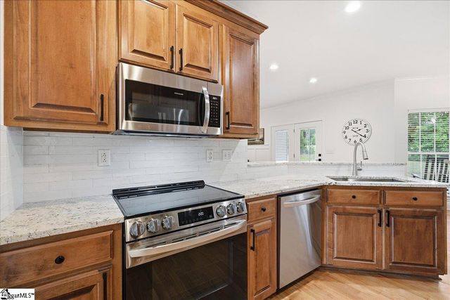 1019 Bannister Road, Starr, SC 29684