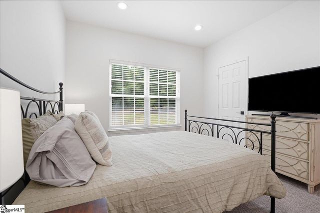 1019 Bannister Road, Starr, SC 29684